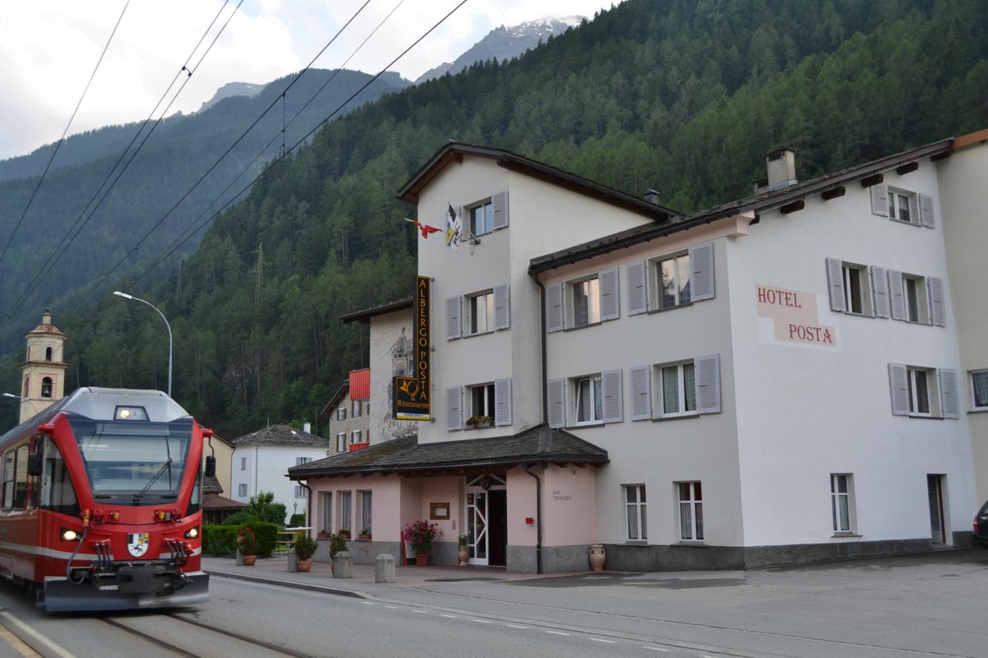 Hotel Posta Поскьяво Экстерьер фото